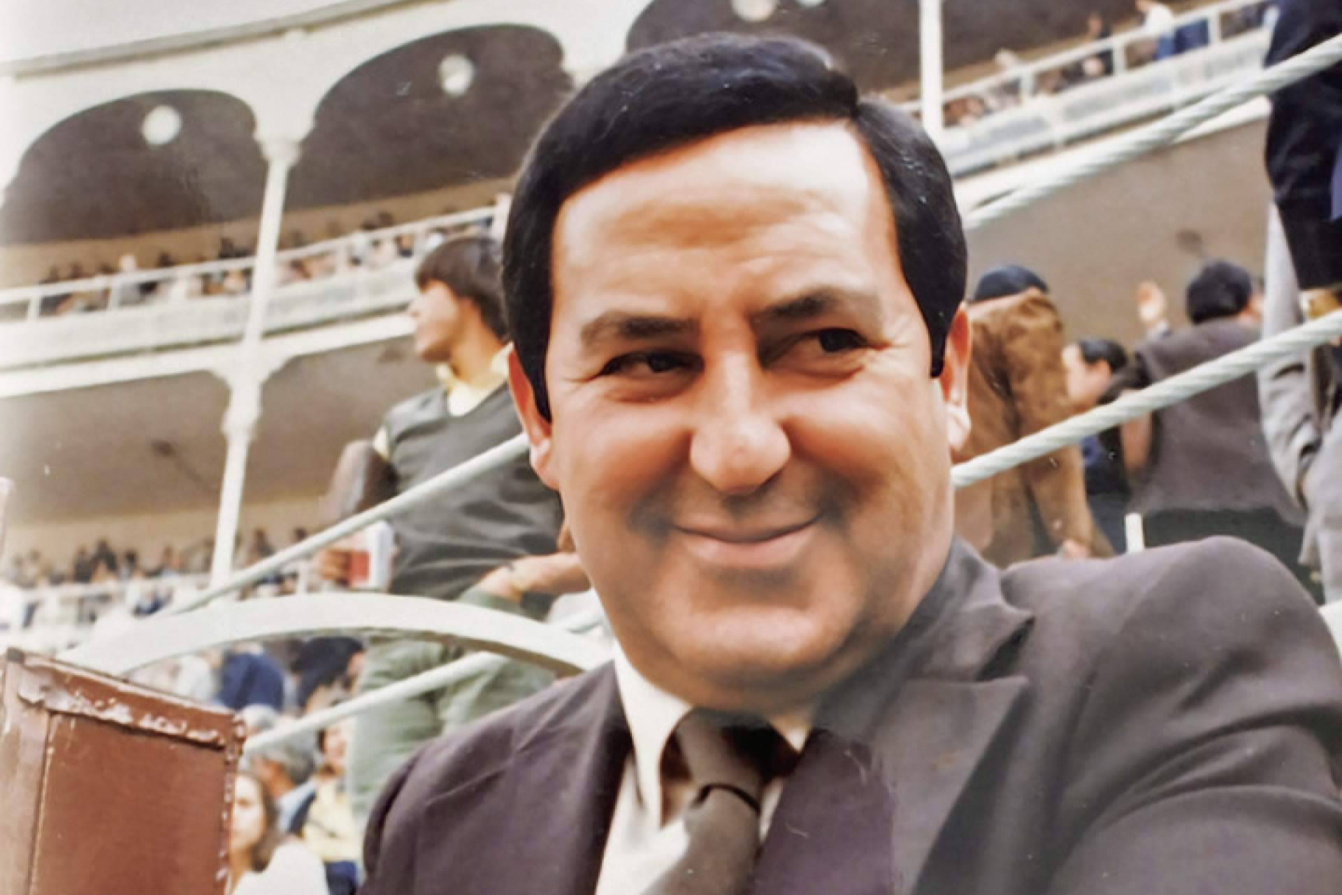 ‘Tomás Redondo. Un apoderado para una década’, una biografía clave para entender el toreo de los años 80